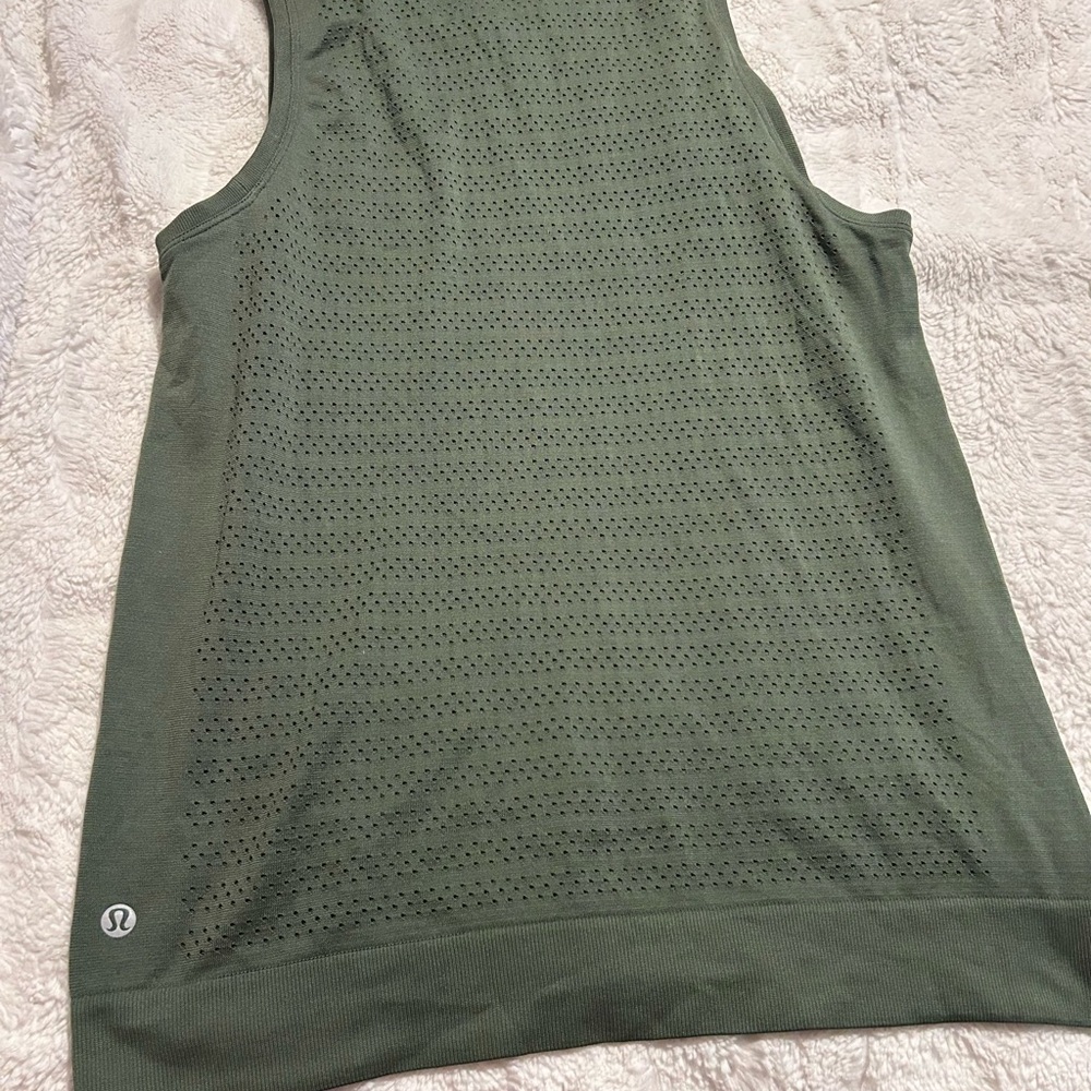 lululemon Breeze By muscle tank size 6